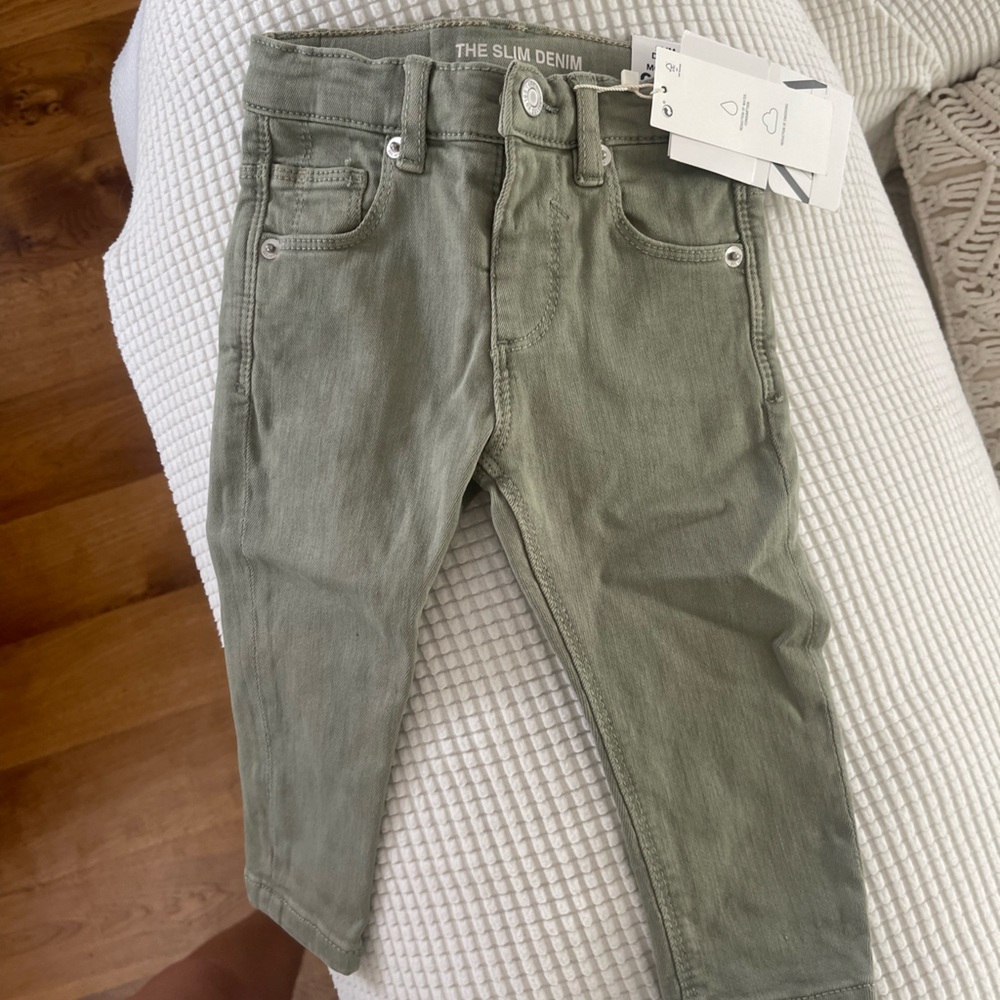NWT Zara baby Slouchy Green Jeans